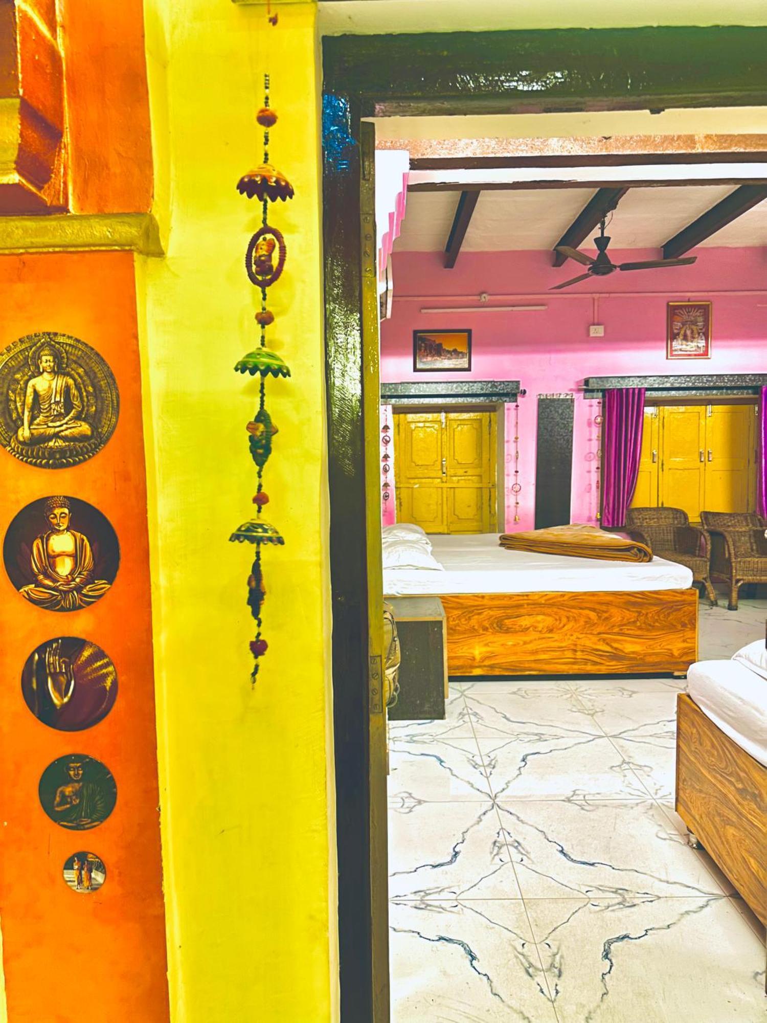 Home Stay Suraj Inn 瓦拉纳西 外观 照片