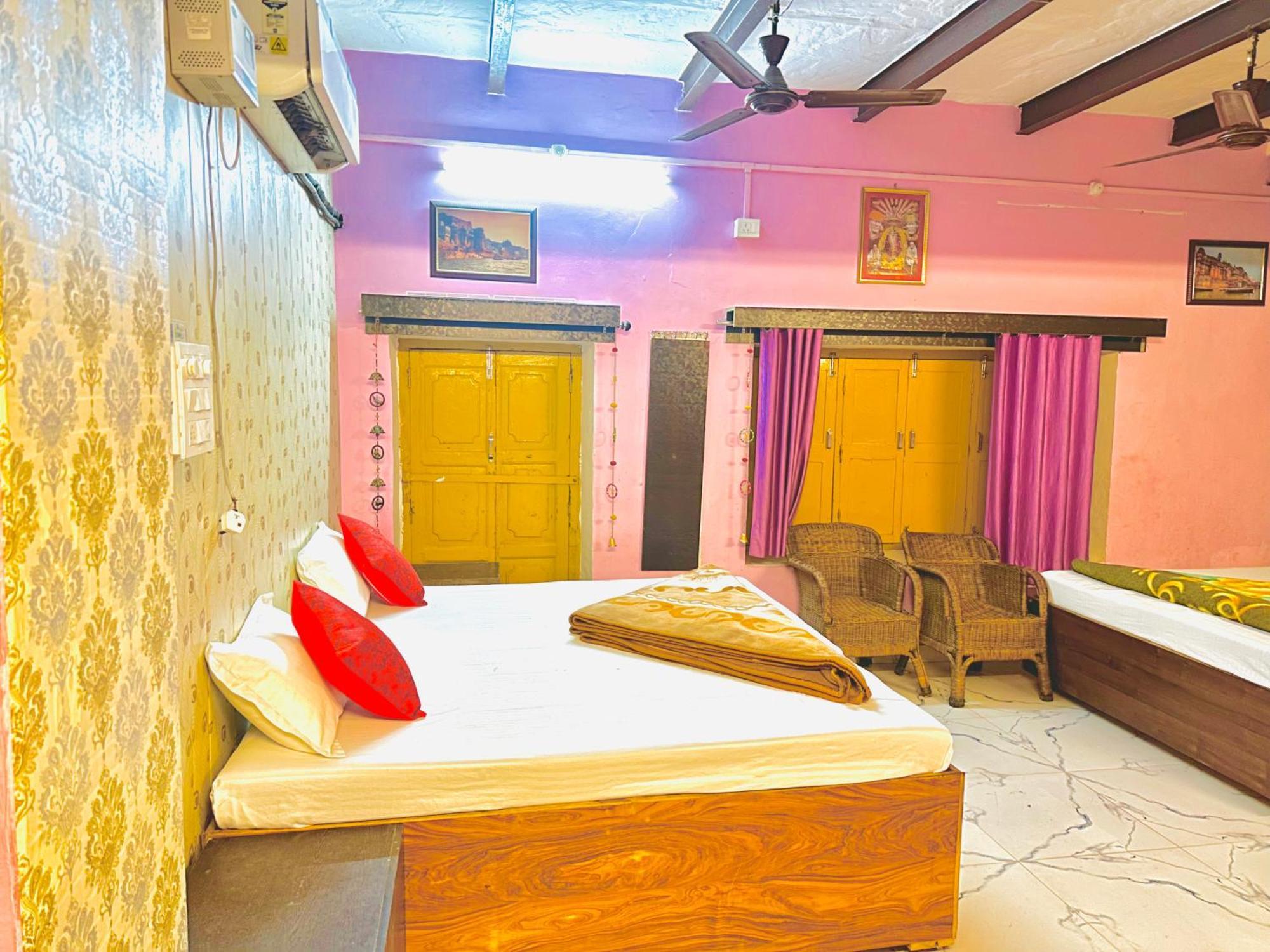 Home Stay Suraj Inn 瓦拉纳西 外观 照片