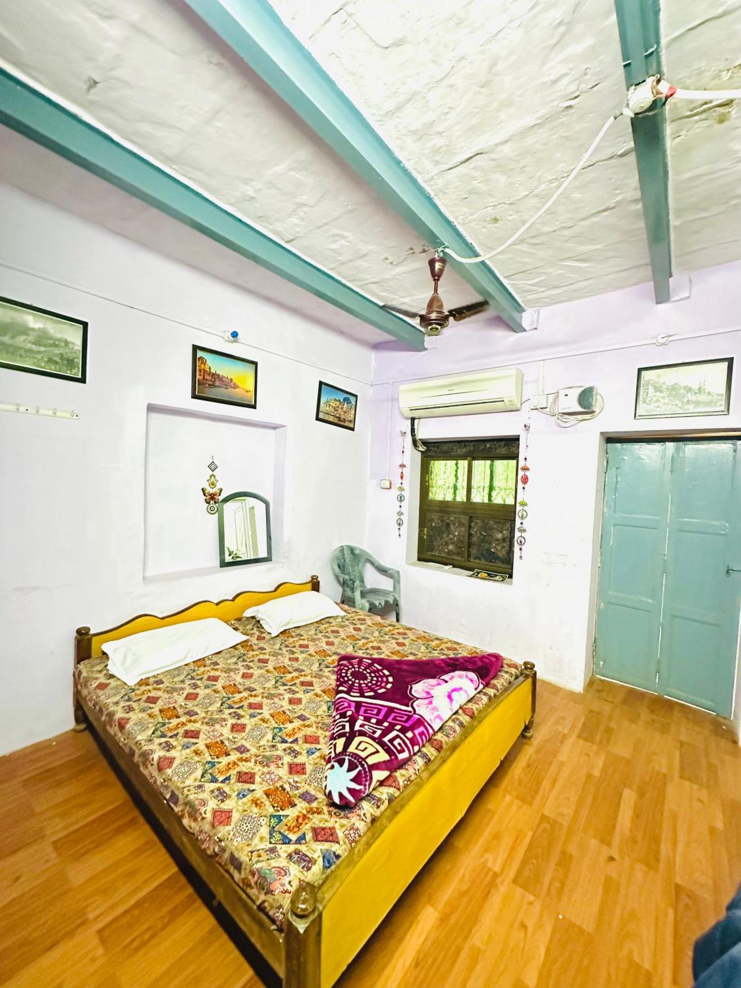 Home Stay Suraj Inn 瓦拉纳西 外观 照片