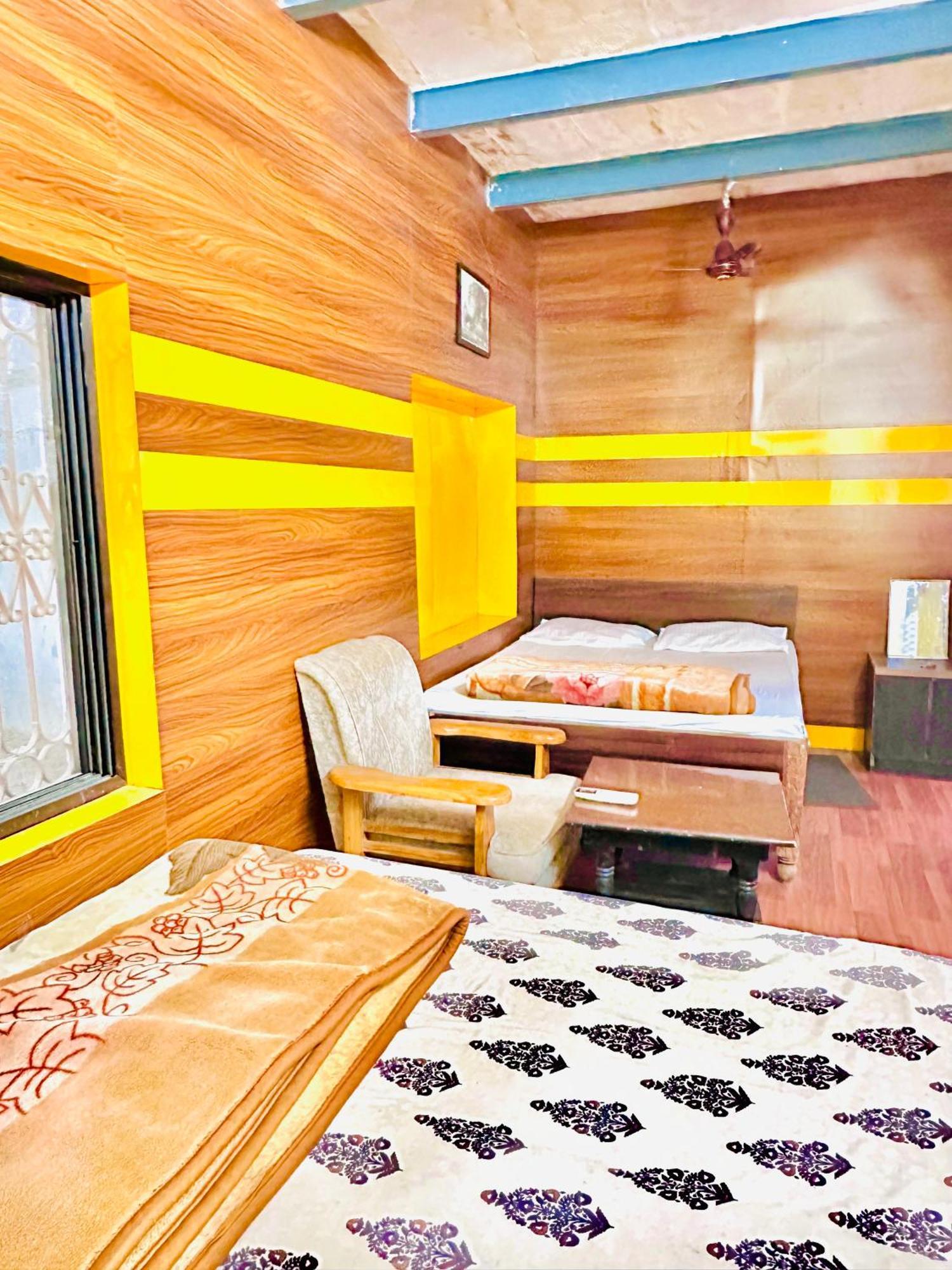 Home Stay Suraj Inn 瓦拉纳西 外观 照片