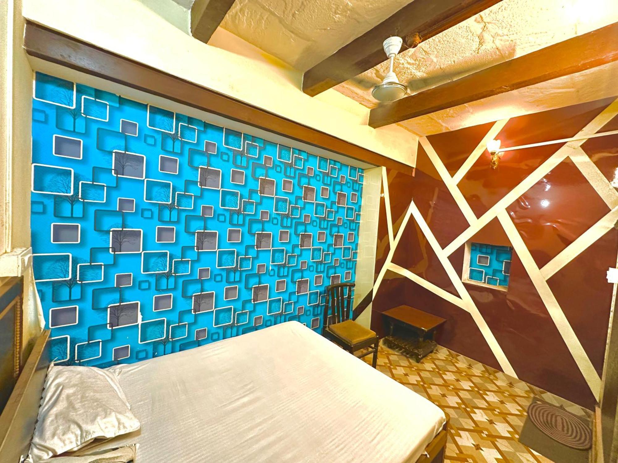 Home Stay Suraj Inn 瓦拉纳西 外观 照片